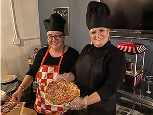The image from croatian coffee bar Nase malo misto - preparing pizza